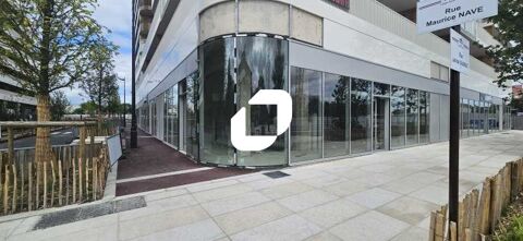 Locaux Commerciaux - A LOUER - 235 m&sup2; non divisibles 6854 92500 Rueil malmaison