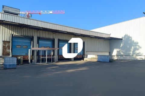 Grande activit&eacute; avec des quais - 4&nbsp;500 m&sup2; non divisibles 28125 94310 Orly