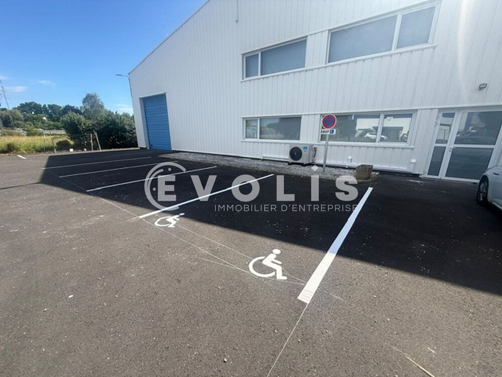   Locaux d'activité - A LOUER - 498 m² non divisibles Vitry en artois