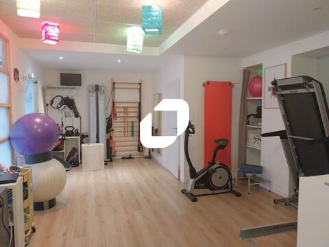 LOCAL AMENAGE PROCHE GARE - 82 m&sup2; non divisibles 1250 44000 Nantes