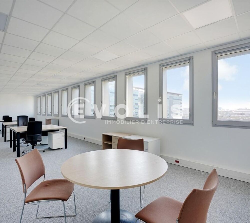   Bureaux - A LOUER - 386 m² divisibles à partir de 87 m² 