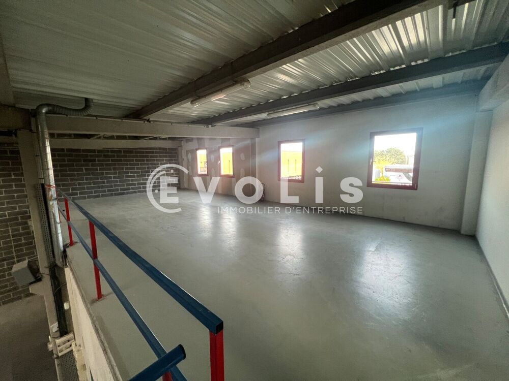  Locaux d'activité - A LOUER - 552 m² non divisibles Wasquehal