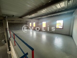   Locaux d'activité - A LOUER - 552 m² non divisibles Wasquehal
