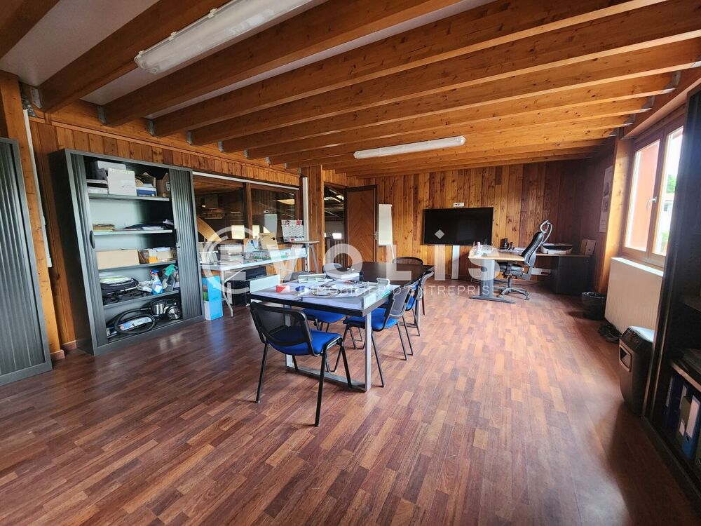   Locaux d'activité - A VENDRE OU A LOUER - 1 836 m² non divisibles Ruy montceau