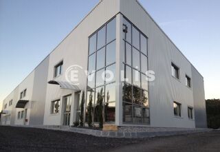   LOCAUX A LOUER - 920 m² divisibles à partir de 350 m² Vourles