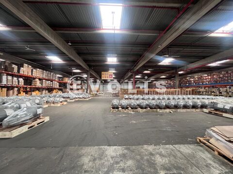   Locaux d'activité - A LOUER - 35 846 m² divisibles à partir de 5 966 m² 