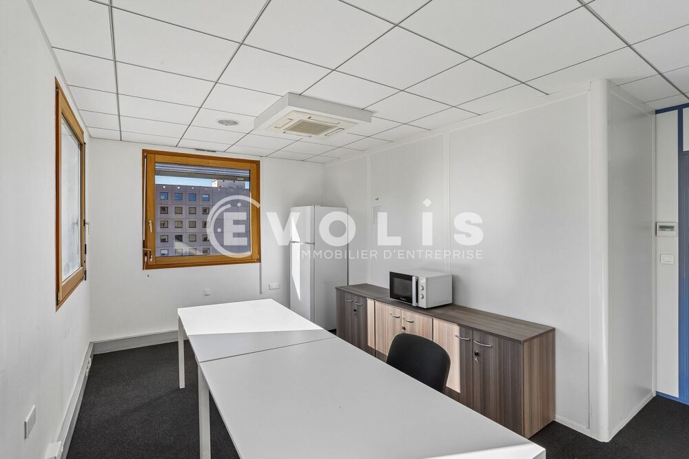   Bureaux - A LOUER - 227 m² non divisibles Villeurbanne