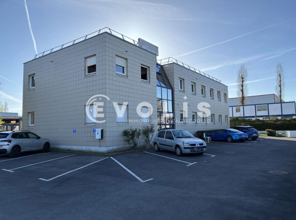   Locaux d'activité - A LOUER - 1 949 m² non divisibles Morangis
