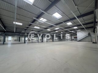   Locaux d'activité - A LOUER - 18 729 m² divisibles à partir de 1 370 m² Les ulis