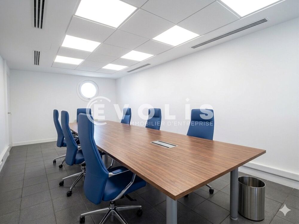   Bureaux - A LOUER - 171 m² non divisibles Ivry sur seine
