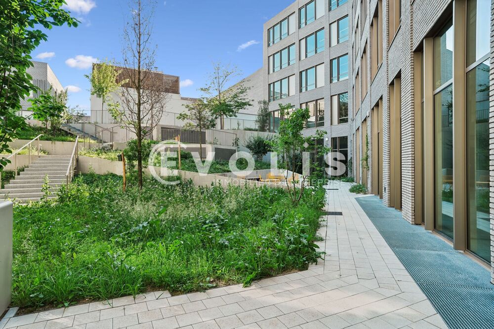   LÉNERGIE DES GRANDS ESPACES AUX PORTES DE PARIST - 2 771 m² divisibles à partir de 1 098 m² Malakoff