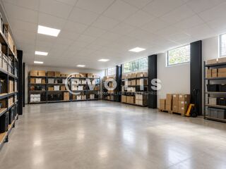   Locaux d'activité - A VENDRE OU A LOUER - 126 m² non divisibles Malakoff