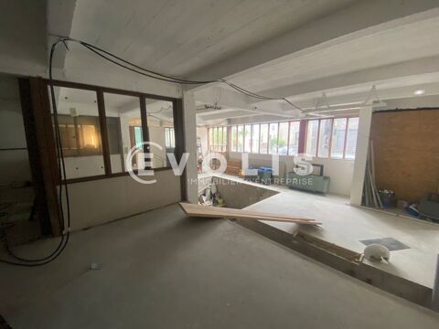 Locaux d'activit&eacute; - A VENDRE - 1&nbsp;648 m&sup2; non divisibles 4000000 93100 Montreuil