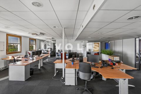   Bureaux - A LOUER - 227 m² non divisibles 