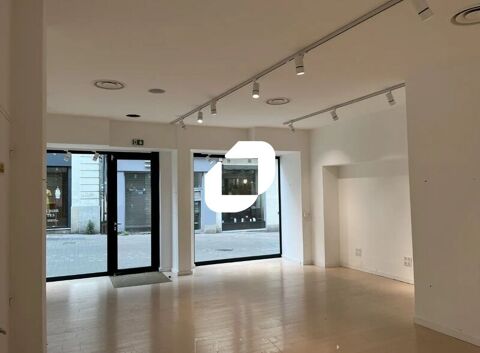 Local commercial rue Scribe - 119 m&sup2; non divisibles 3958 44000 Nantes