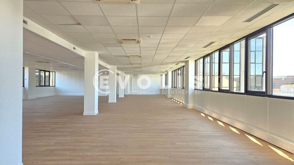   Bureaux - A VENDRE - 182 m² non divisibles 