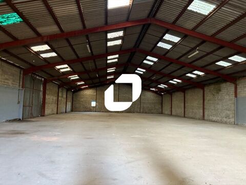 Entrep&ocirc;ts - A VENDRE - 967 m&sup2; non divisibles 600000 33440 Ambares et lagrave
