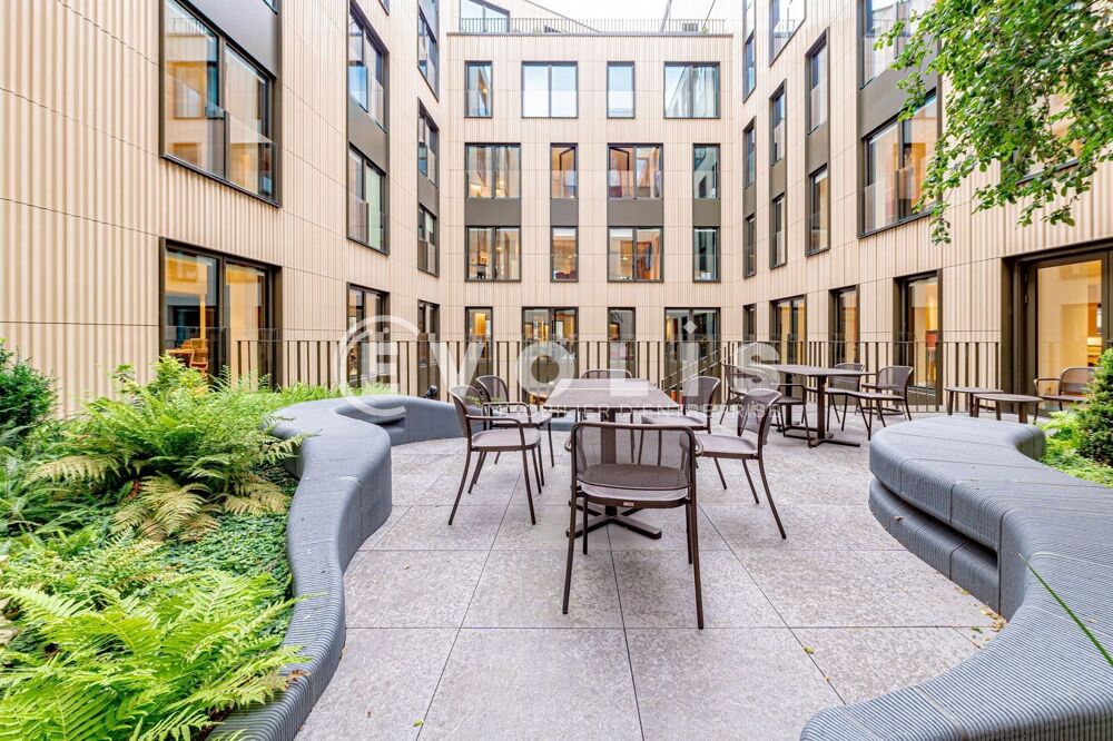   Bureaux - A LOUER - 1 107 m² non divisibles Paris 9