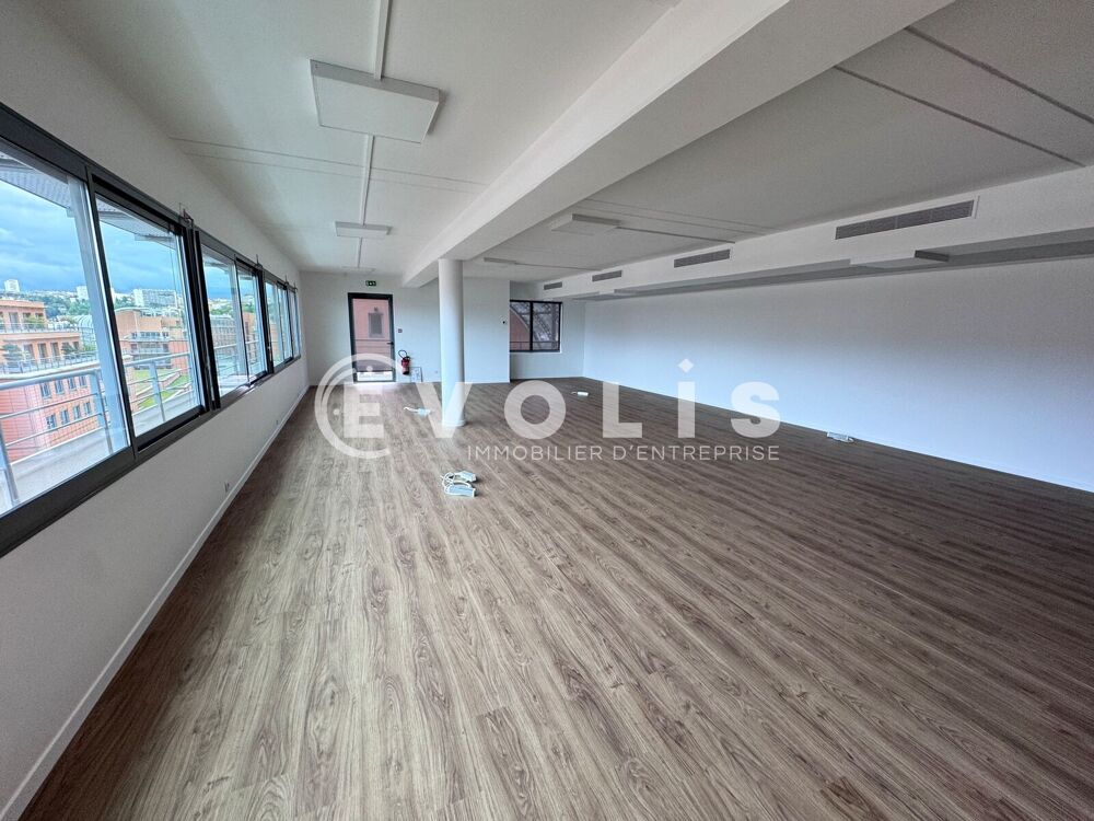   Bureaux - A LOUER - 128 m² non divisibles Lyon 6