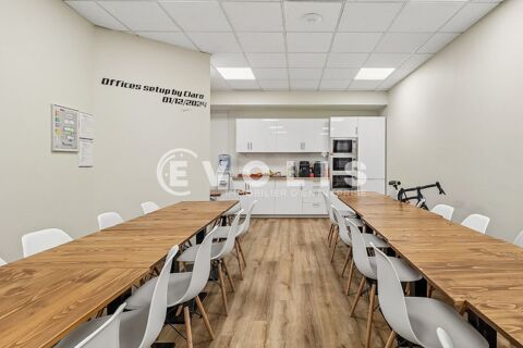   Bureaux - A LOUER - 231 m² non divisibles 