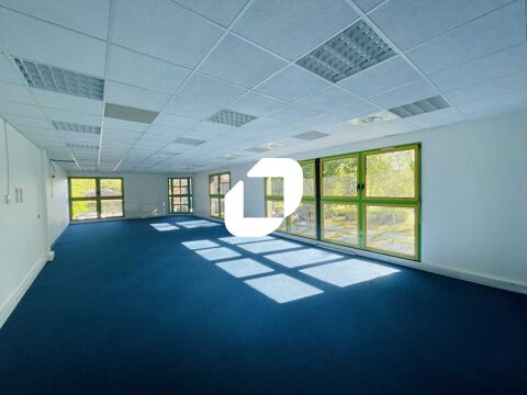 Bureaux - A LOUER - 167 m&sup2; non divisibles 1350 77185 Lognes