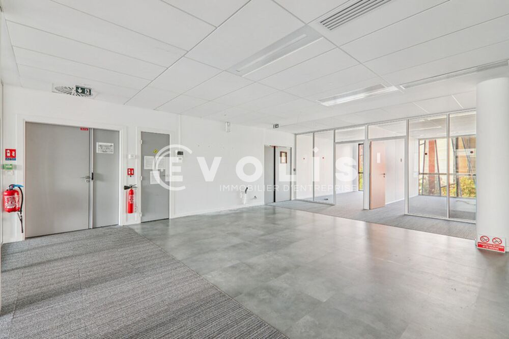   Immeuble de standing - 1 374 m² divisibles à partir de 272 m² Maisons alfort
