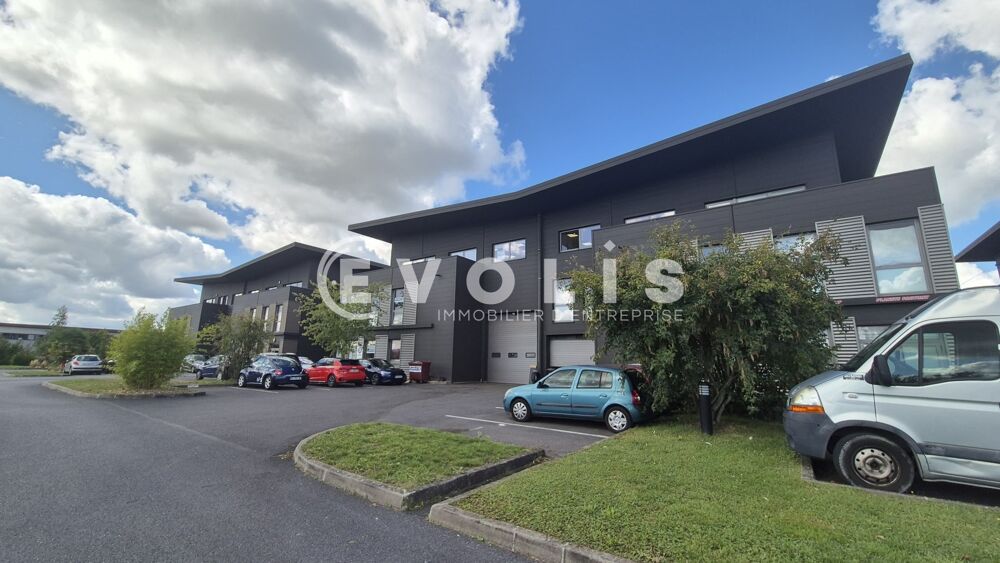   Bureaux - A VENDRE - 551 m² divisibles à partir de 115 m² 