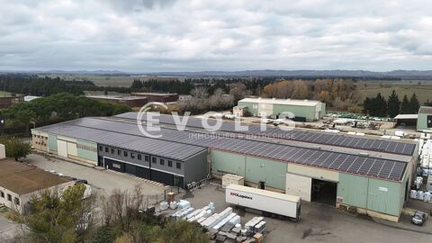 800 m&sup2; de Locaux de Stockage + terrain clos - 800 m&sup2; non divisibles 4667 13210 Saint remy de provence