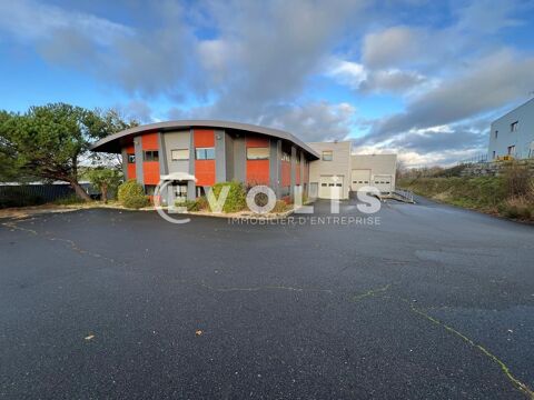 Locaux d'activit&eacute; - A VENDRE OU A LOUER - 1&nbsp;980 m&sup2; non divisibles 3000000 69210 Fleurieux sur l'arbresle