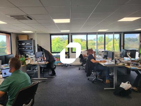 PLATEAU CLIMATISE PRET A L'EMPLOI - 175 m&sup2; non divisibles 1969 59260 Lezennes