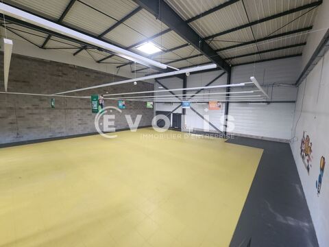   Locaux d'activité - A VENDRE - 450 m² non divisibles 
