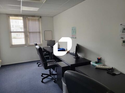 Bureaux - A LOUER - 179 m&sup2; non divisibles 2267 44400 Reze