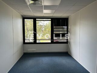   Bureaux - A LOUER - 860 m² divisibles à partir de 110 m² Merignac