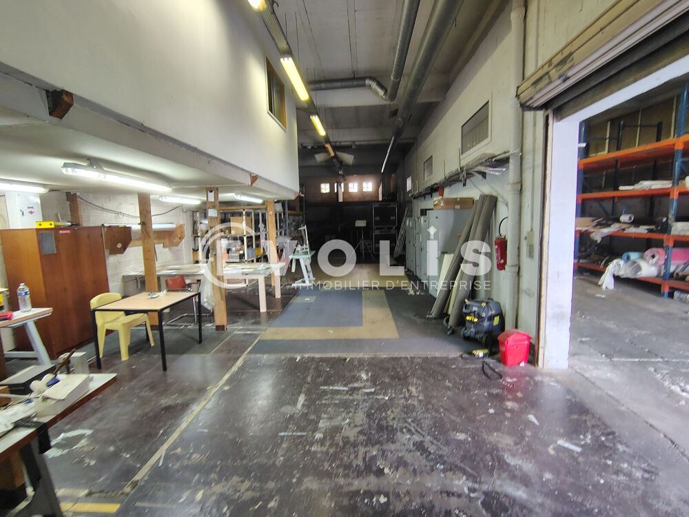   Locaux d'activité - A LOUER - 862 m² non divisibles Noisy le sec
