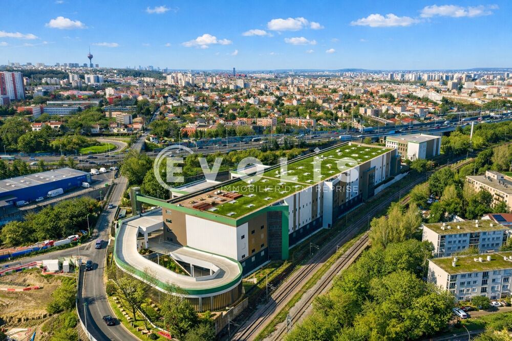   Locaux d'activité - A LOUER - 20 630 m² divisibles à partir de 526 m² Bondy