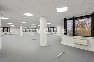   Bureaux - A LOUER - 1 234 m² divisibles à partir de 177 m² Argenteuil