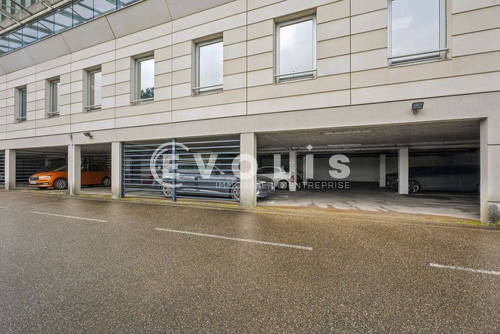   Bureaux - A VENDRE - 139 m² non divisibles Bron