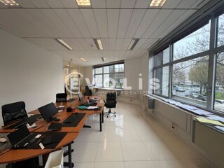   Bureaux - A VENDRE - 122 m² non divisibles Noisy le grand