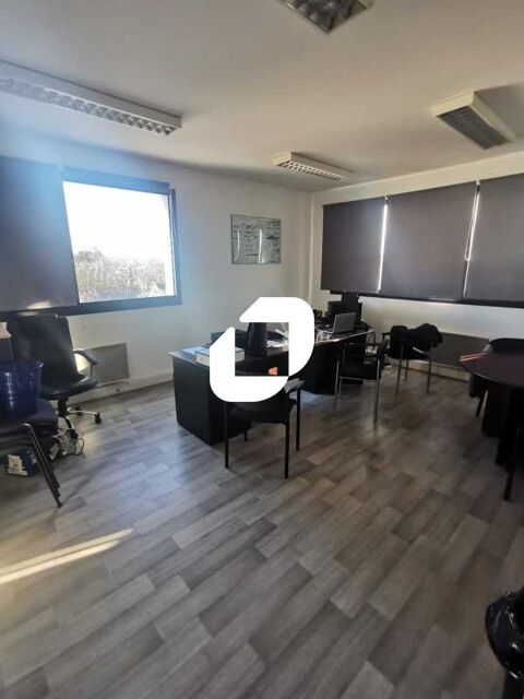 Bureaux - A VENDRE - 125 m&sup2; non divisibles 220000 93160 Noisy le grand
