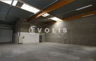   A louer à VILLEURBANNE - 1 227 m² divisibles à partir de 591 m² Villeurbanne