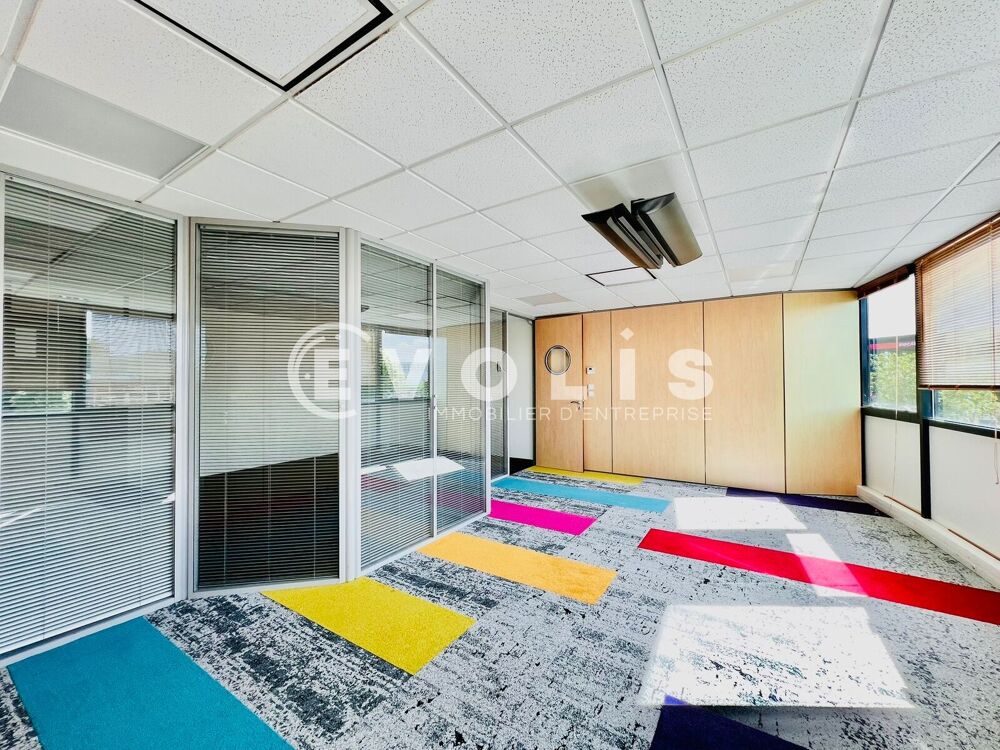   Bureaux - A LOUER - 420 m² divisibles à partir de 70 m² Merignac