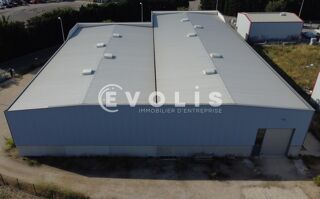   2140 - 2 140 m² non divisibles Mondragon