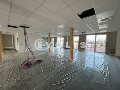 Locaux d'activit&eacute; - A VENDRE - 205 m&sup2; non divisibles 329440 33520 Bruges