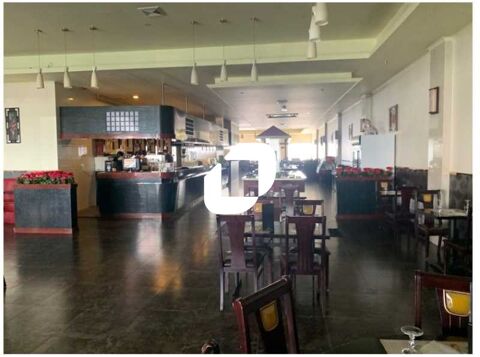 Locaux Commerciaux - A LOUER - 550 m² non divisibles 6875 77170 Brie comte robert