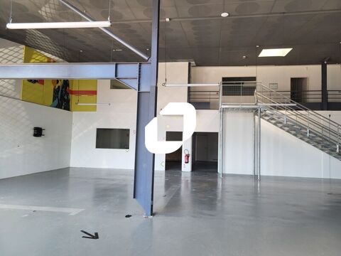 Locaux Commerciaux - A LOUER - 1&nbsp;276 m&sup2; non divisibles 12441 33700 Merignac