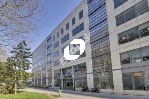 Bureaux et Locaux commerciaux - A LOUER - 3&nbsp;648 m&sup2; divisibles &agrave; partir de 114 m&sup2; 39527 93200 Saint denis