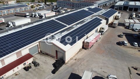   Entrepôts - A LOUER - 674 m² non divisibles 