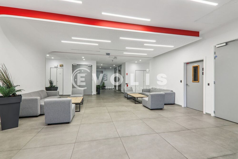  Immeuble de standing - 1 374 m² divisibles à partir de 272 m² Maisons alfort