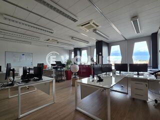   Bureaux - A LOUER - 349 m² divisibles à partir de 12 m² Thiais