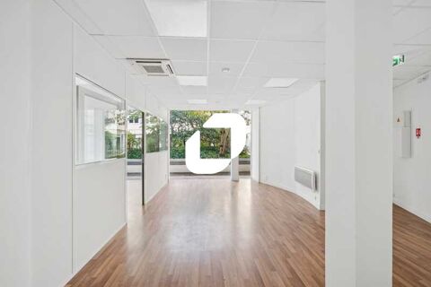 Bureaux - A LOUER - 68 m&sup2; non divisibles 2863 75006 Paris